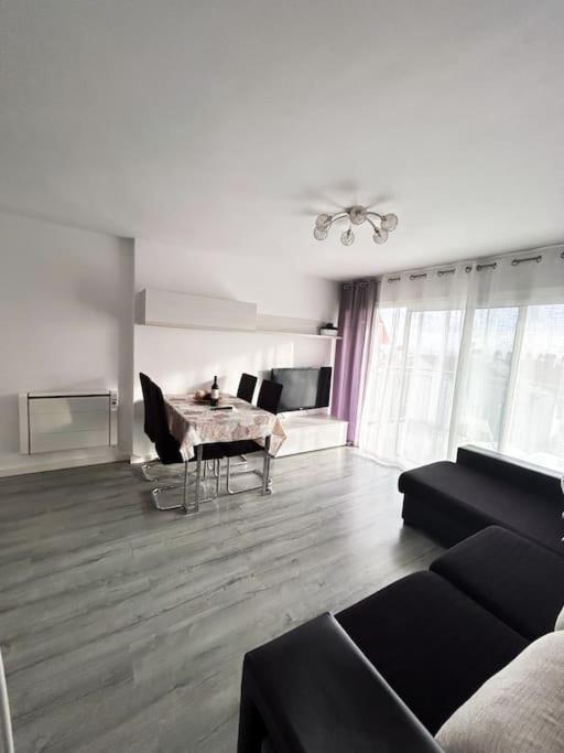Precioso Apartamento En La Playa Barcelona Кабрера-де-Мар Экстерьер фото